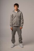 Męski komplet dresowy w kolorze szarym z rozpinaną bluzą