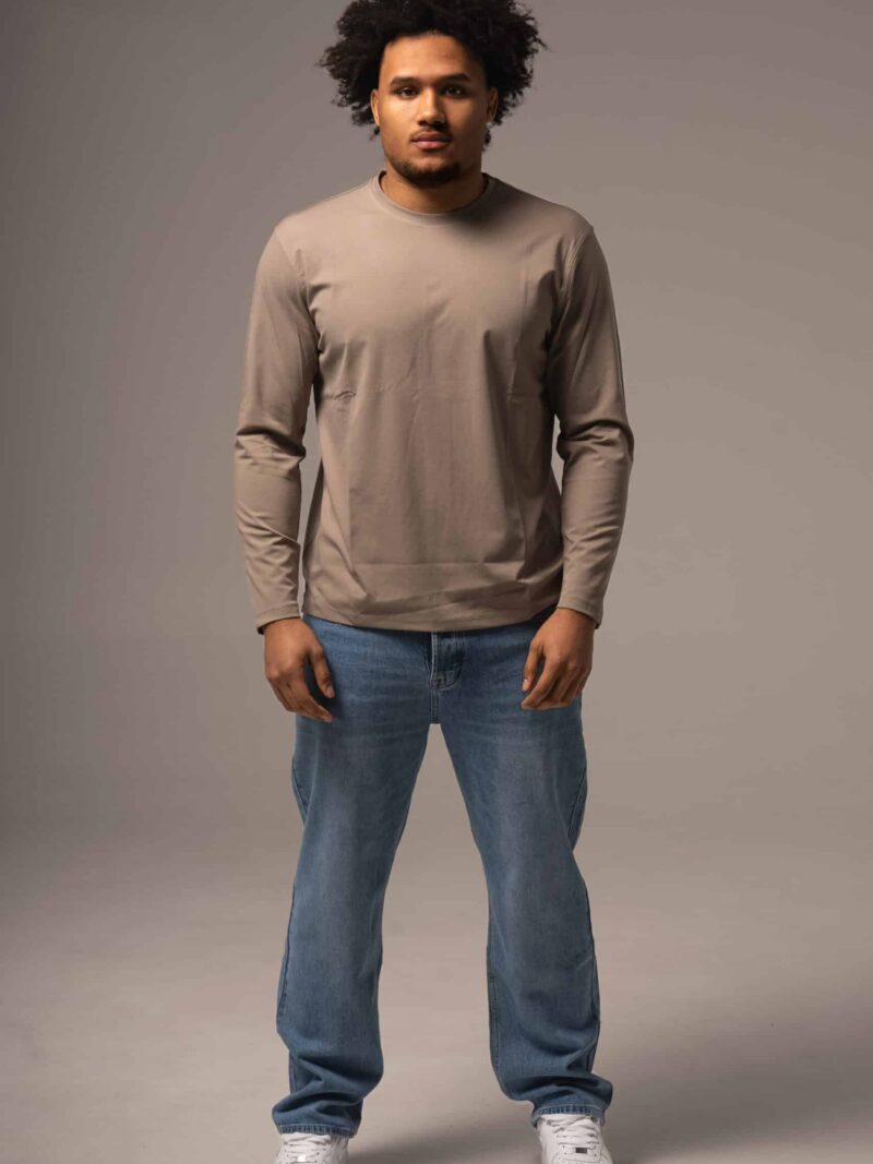 Niebieskie jeansy męskie o kroju baggy