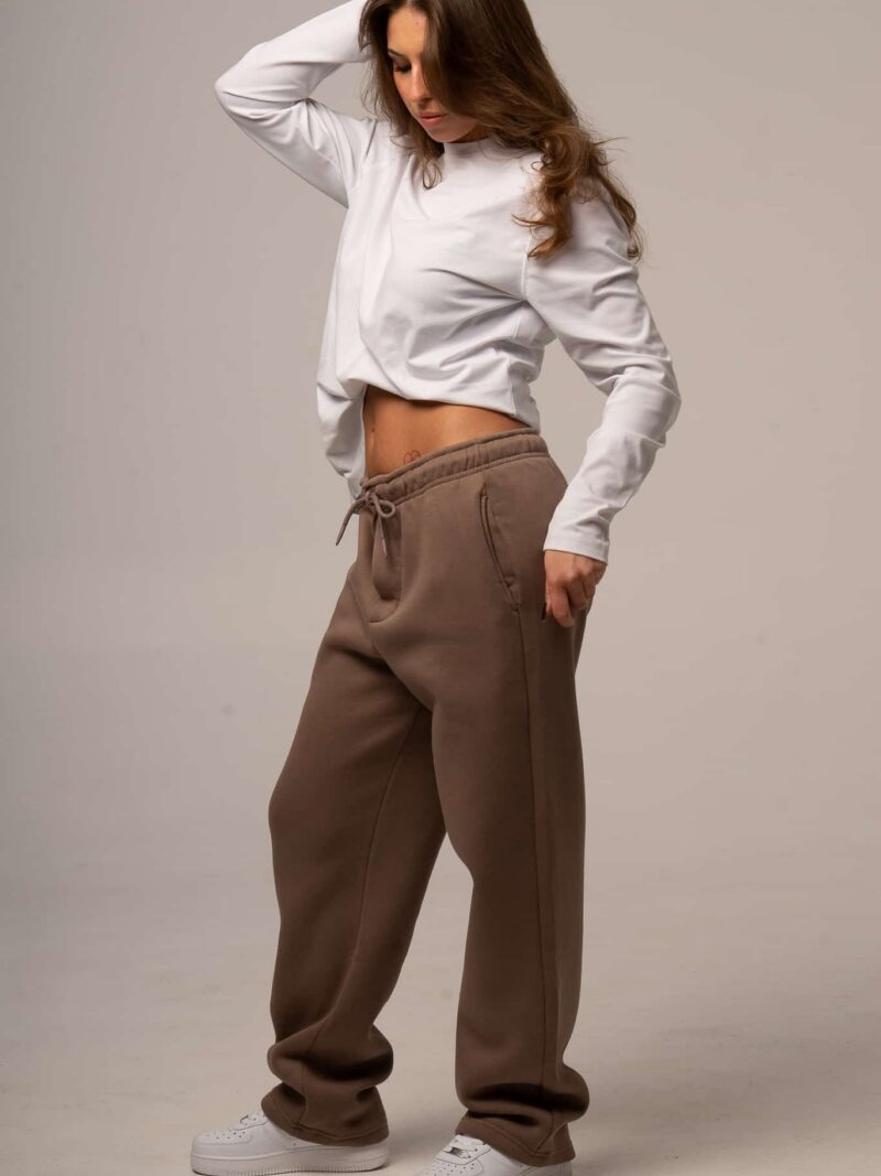 Spodnie dresowe w kolorze capuccino