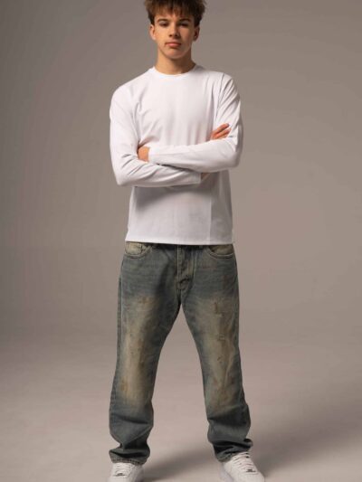 Jeansy męskie o kroju baggy z przetarciami