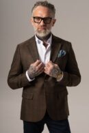 Brązowa marynarka męska w granatową kratę