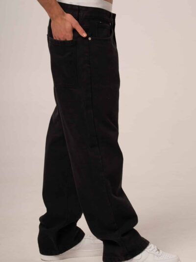 Czarne jeansy męskie o kroju baggy