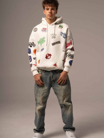 Biała bluza męska w kolorowe wzory