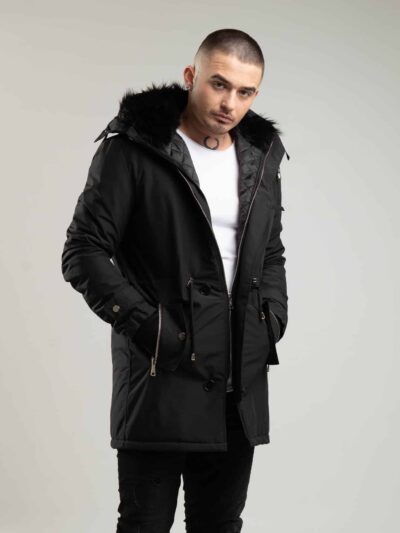 Czarna parka męska o kroju slim-fit z kapturem