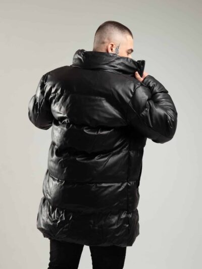 Czarna pikowana kurtka męska typu parka
