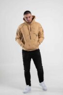 Musztardowa bluza męska z kapturem o kroju oversize