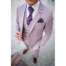 Czerwony garnitur z kamizelką