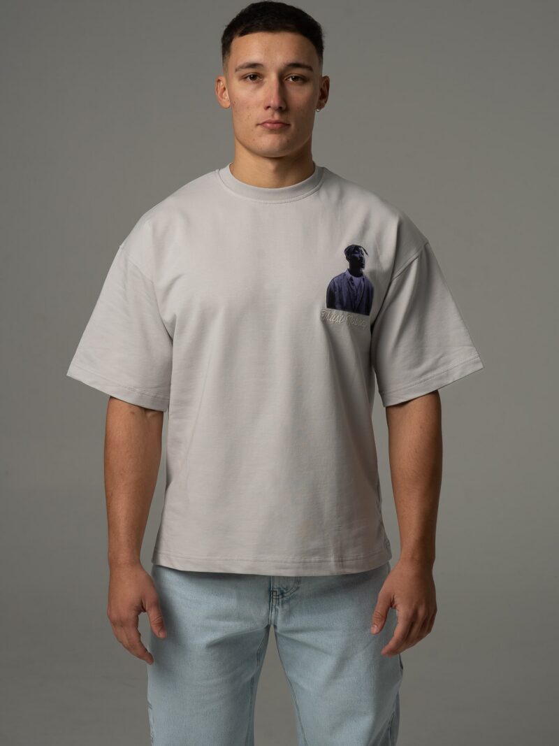 Szara koszulka męska “Trust nobody”