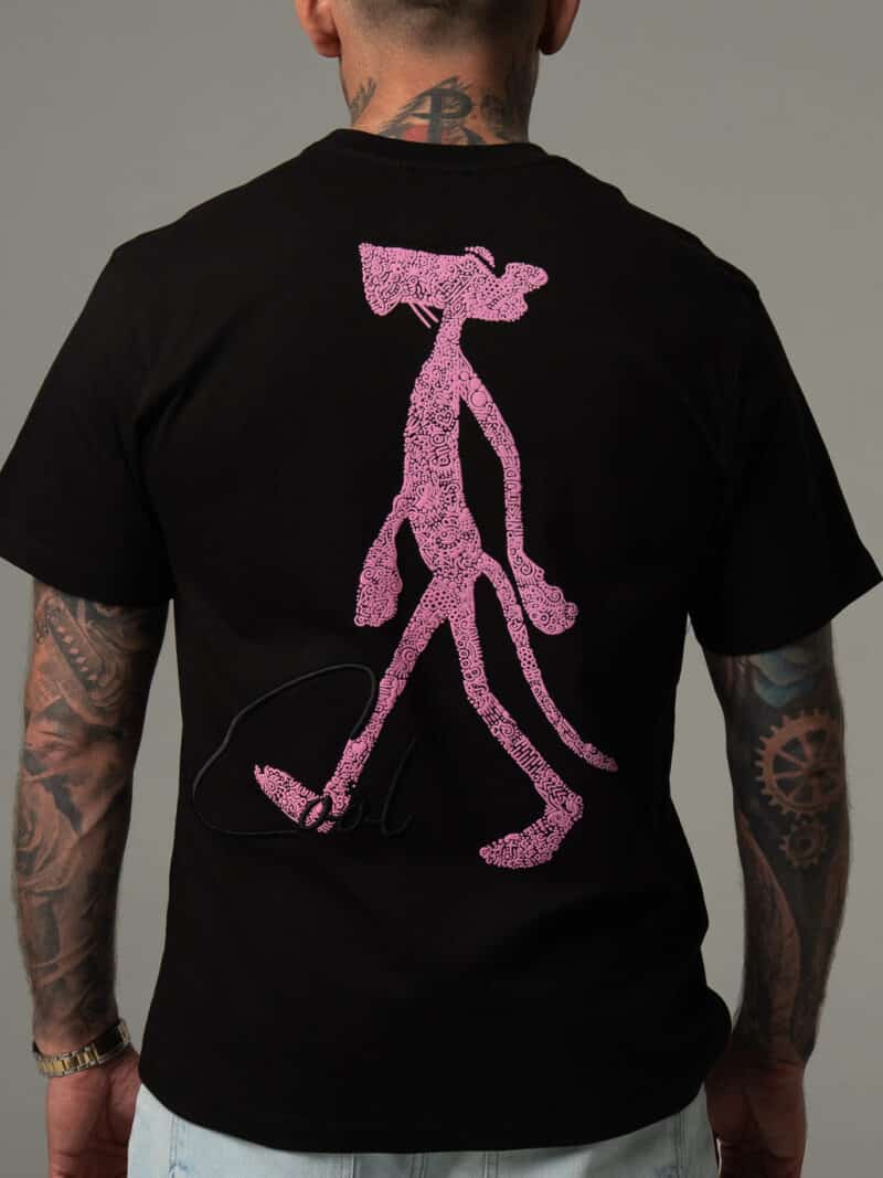 Czarna koszulka męska z motywem różowej pantery