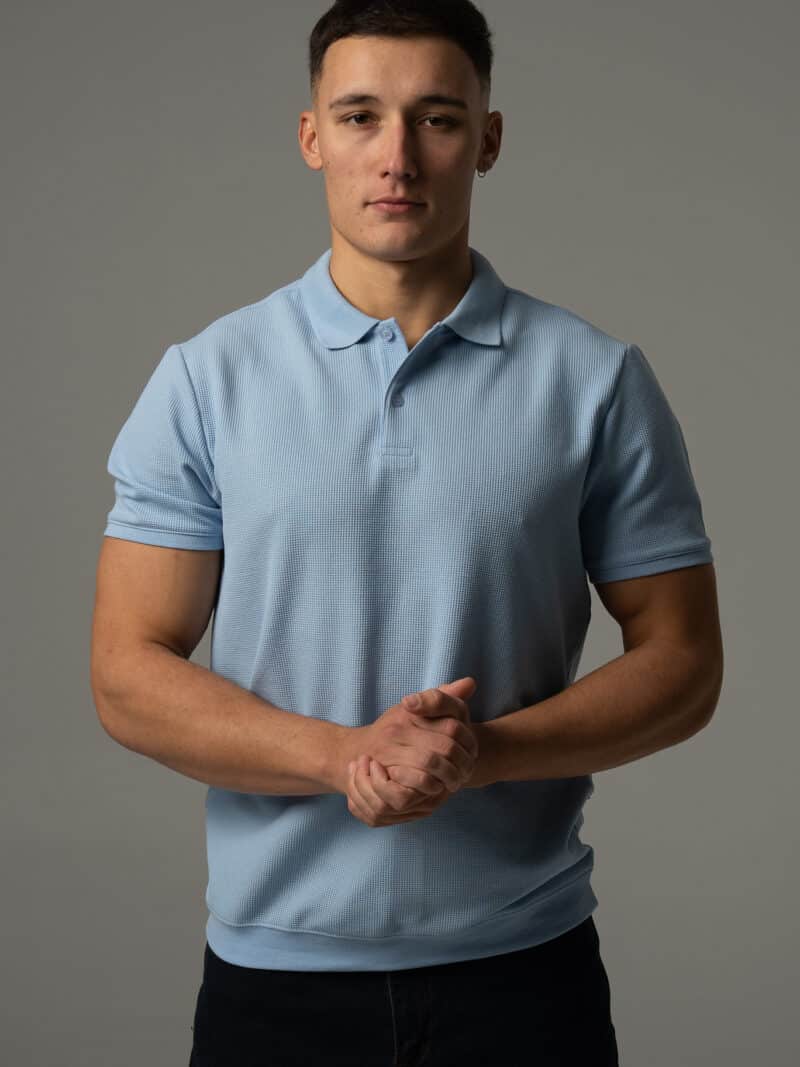 Błękitne polo męskie