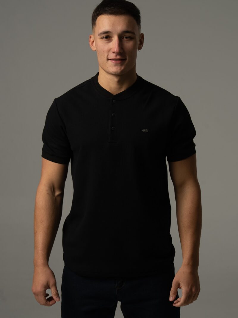 Czarna koszulka męska basic