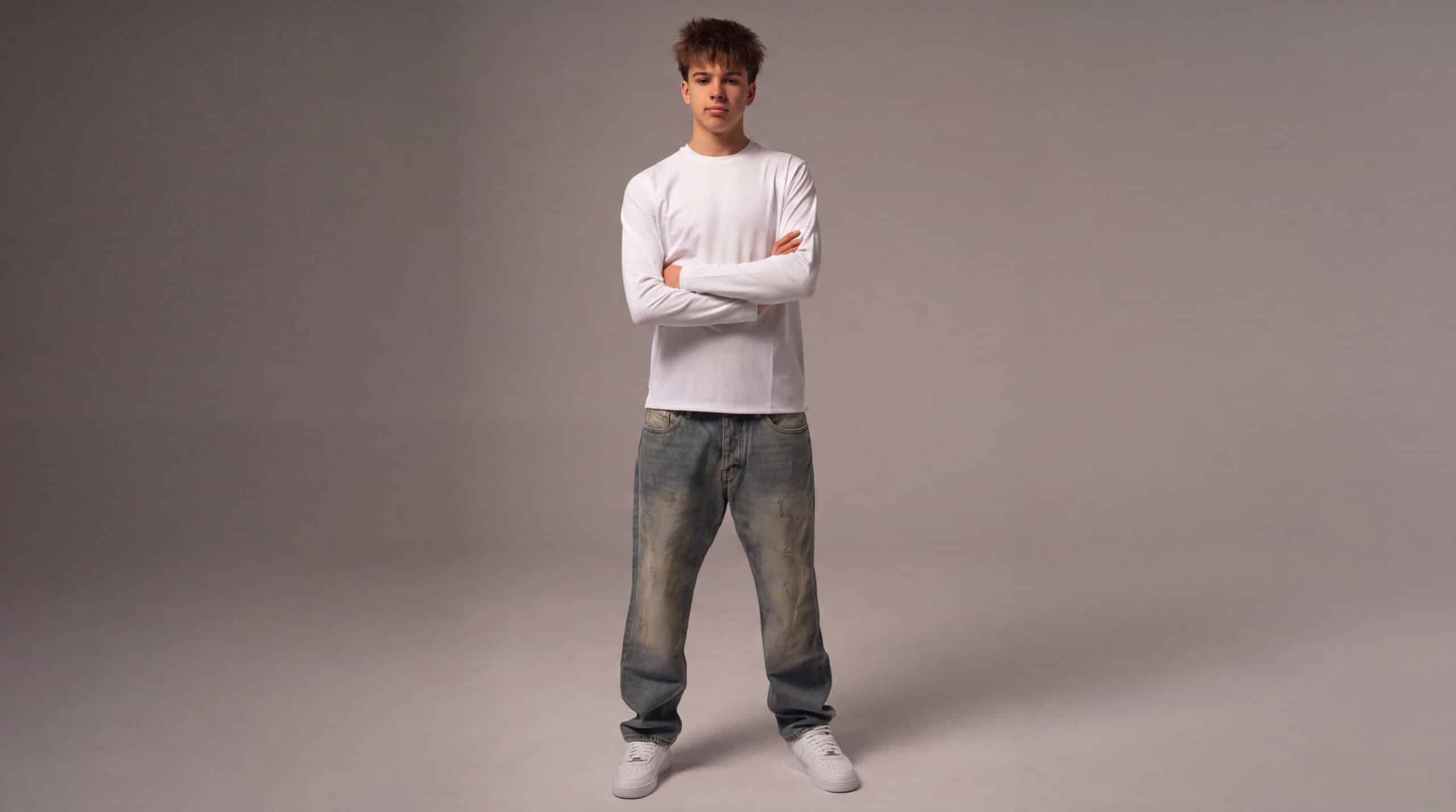 Pantalones baggy de hombre: ¿cómo llevarlos y con qué combinarlos?